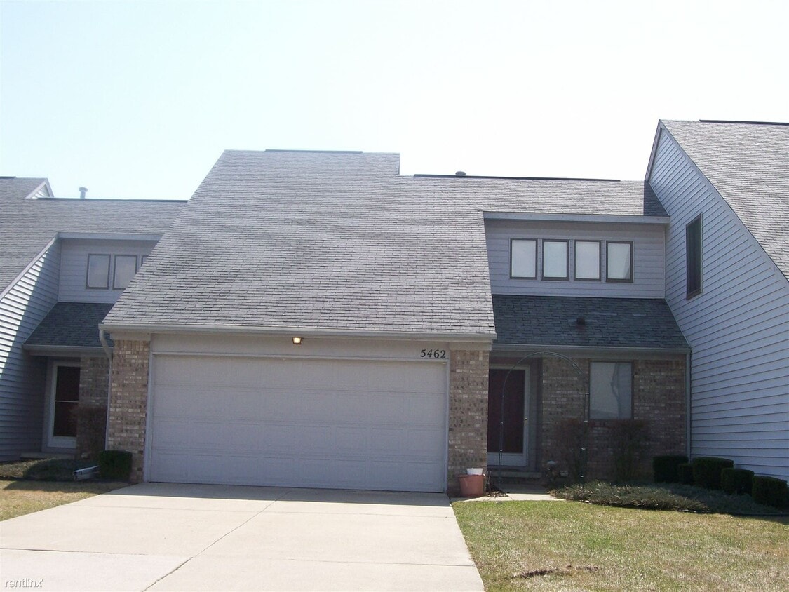 5454 Country Rose Cir, Grand Blanc, MI 48439 Condo for Rent in Grand