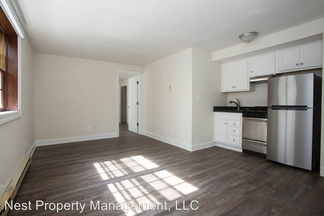 Building Photo - 251 Stribling Ave