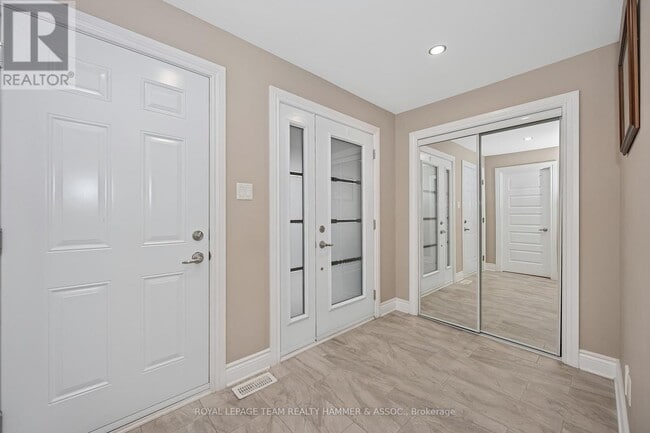 Building Photo - 1184 Docteur Corbeil Blvd