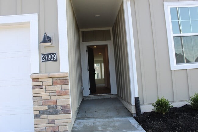Foto del edificio - 27309 E Acacia Dr