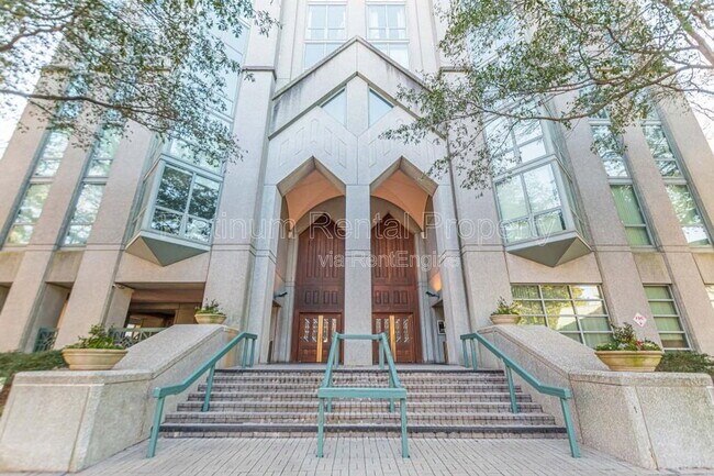 Foto del edificio - 2870 Pharr Ct S Northwest