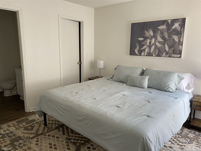 Foto del edificio - 3 br, 2 bath House - 1723 Farm Meadow Drive