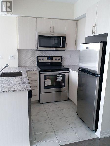 Primary Photo - 741-741 Sheppard Ave W
