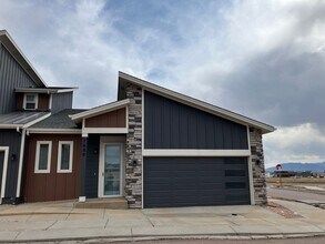 Building Photo - 7680 Almond Wood Lp
