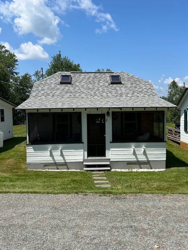 Building Photo - 235 Lancaster Rd