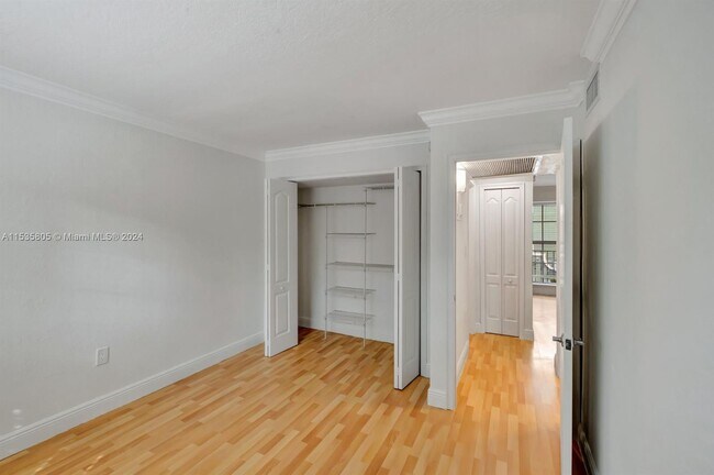 Building Photo - 3245 Virginia St