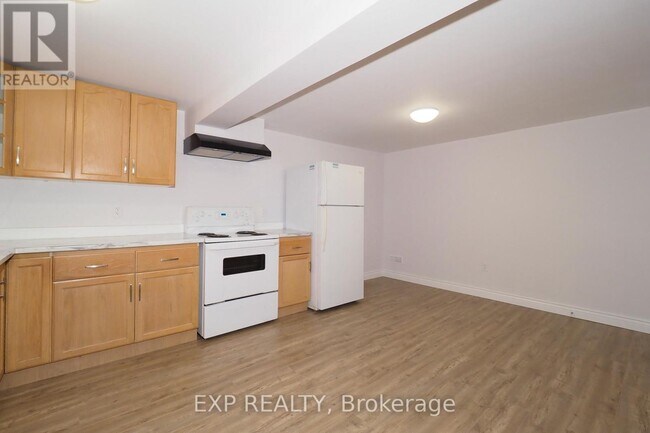 Photo du bâtiment - 129 Hazelglen Dr