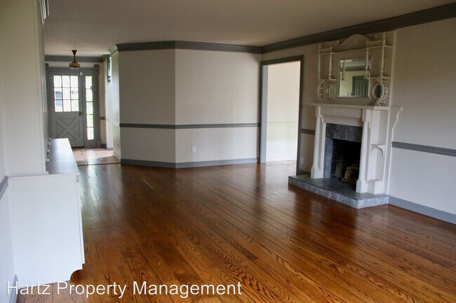 Building Photo - 3 br, 2 bath House - 4284 Oakwood Court