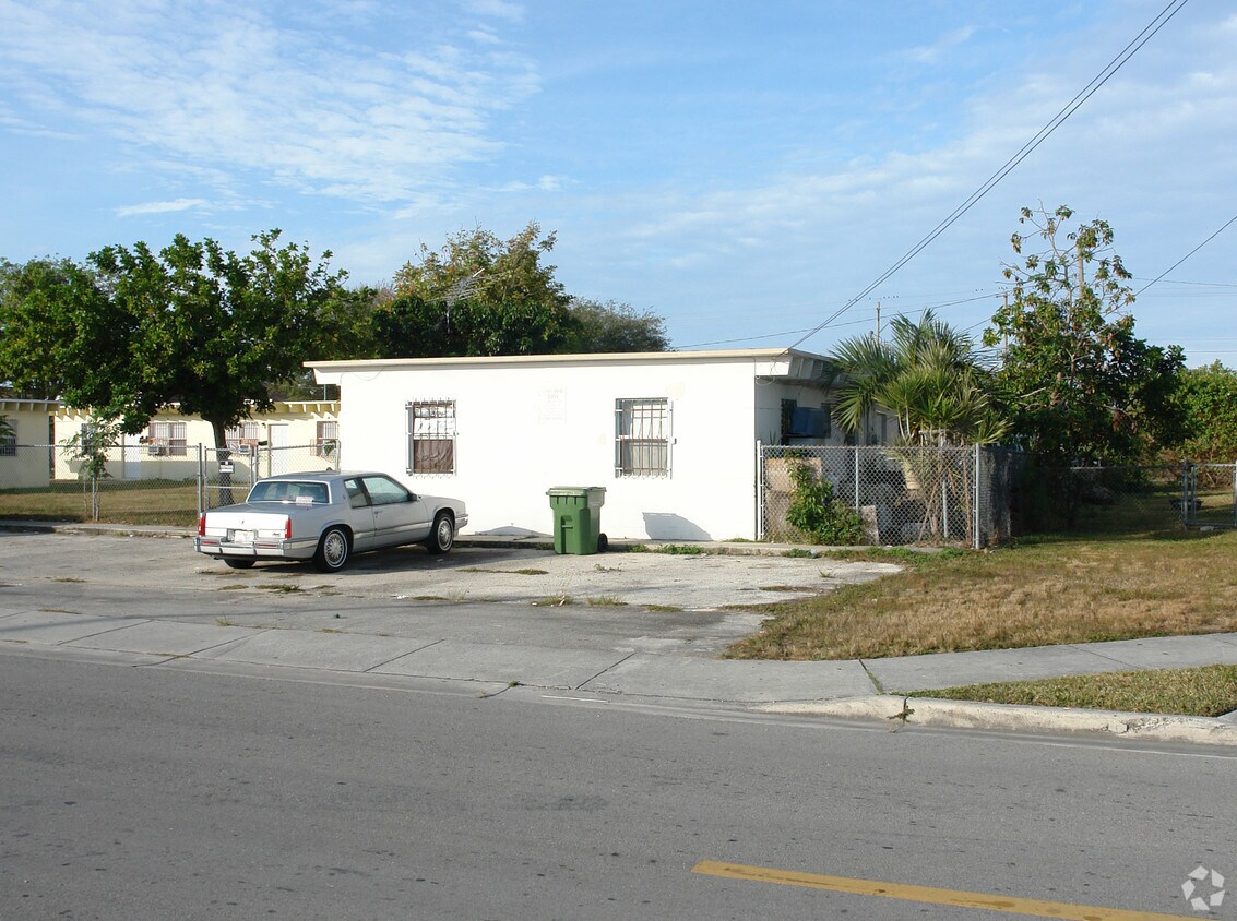Foto del edificio - 514 SW 5th Ave
