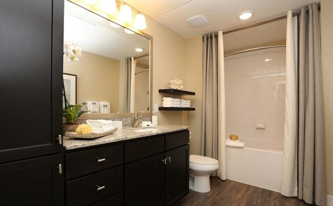 Building Photo - 1 bedroom in Conroe TX 77385