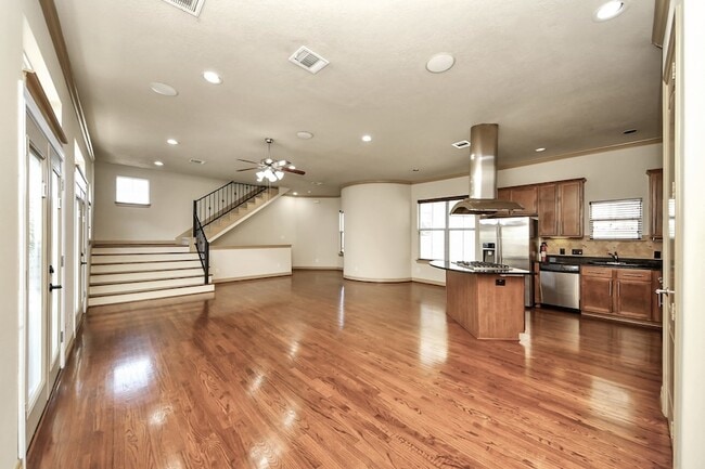 Photo - 5711 Kiam St House