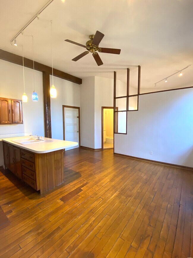 Foto del edificio - 1222 W Grace St