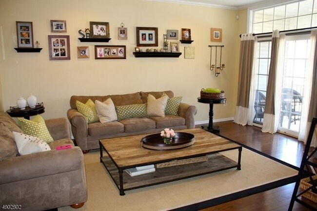 Foto del edificio - 313 Kensington Ln