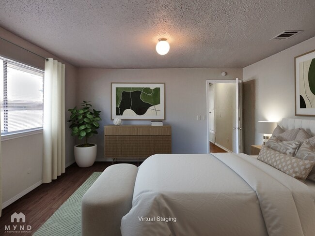 Building Photo - 11825 Garden Terrace Dr