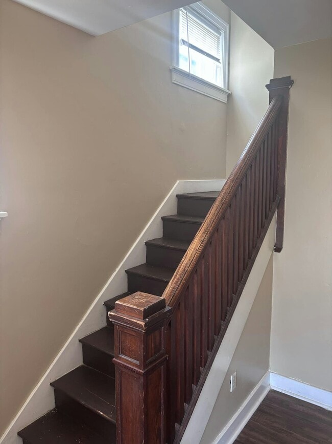 Building Photo - 427 Kolping Ave