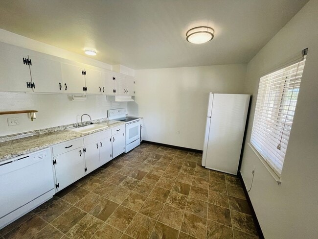 Foto del edificio - 2301 James Ave