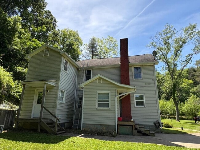 Building Photo - 7624 Bremen Rd