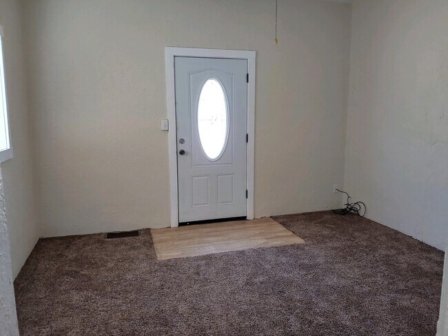 Foto del edificio - 206 Ketchum St E