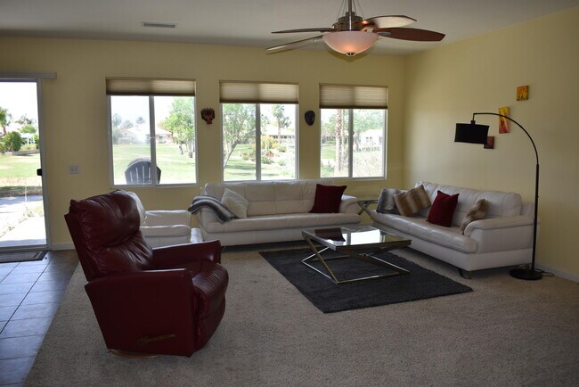 Building Photo - 82564 Hughes Dr