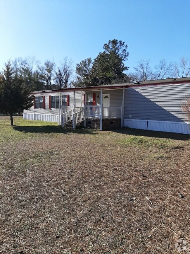 Houses under 2,500 in Fair Bluff NC 1 Homes