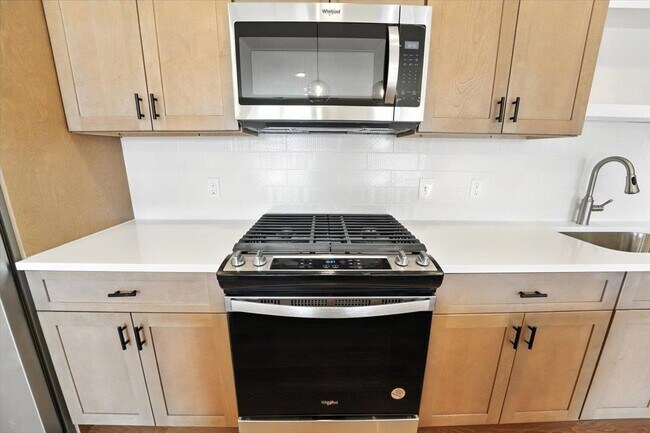 Foto del edificio - 440 NORTH Ave E