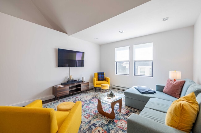 Photo - 74 Wellington Hill St Apartment