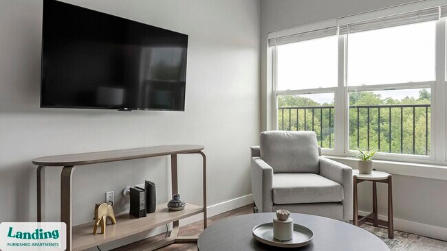 Foto del edificio - 1010 Enclave Blvd