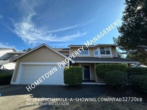 Building Photo - 5201 43rd Ct SE