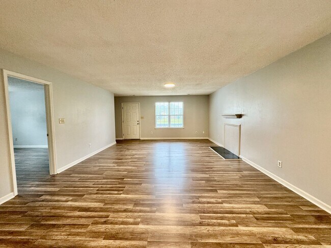 Foto del edificio - 4 Bedrooms/2 Bath Ranch Home!