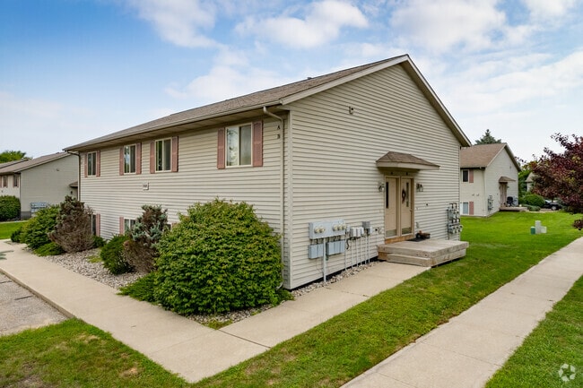 Building Photo - Woodside Apartments