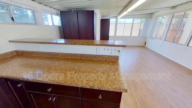 Foto del edificio - 5352 Prosperity Ln