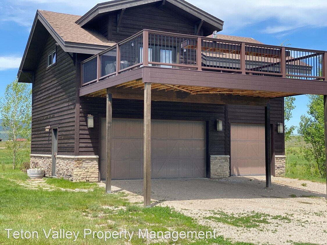 1 br, 1 bath House 3576 Sage Grouse Rd House for Rent in Tetonia