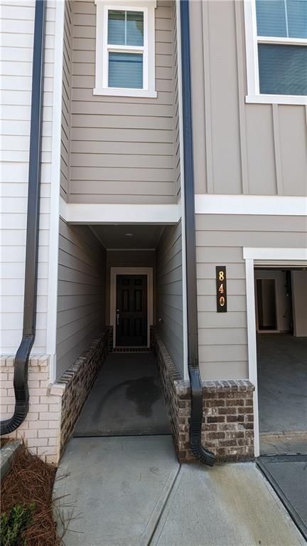 Building Photo - 840 Pt Pl Dr