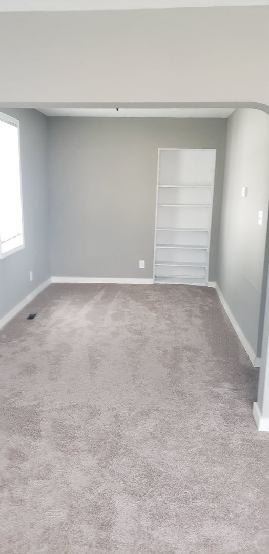 Building Photo - Great single family home!
