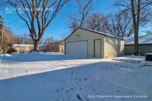Foto del edificio - 804 N Williams Ave