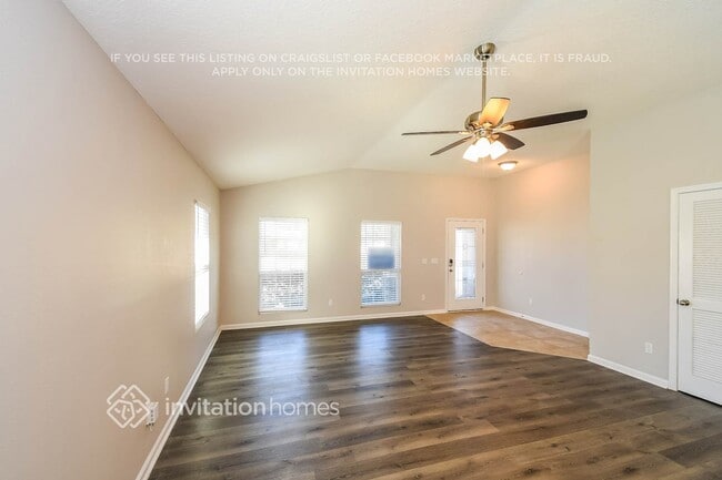 Building Photo - 153 Summer Point Dr
