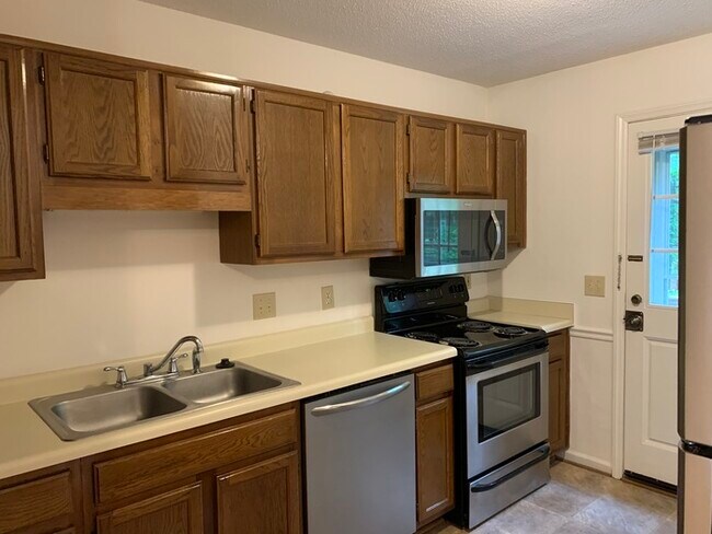 Foto del edificio - 121 Winners Cir