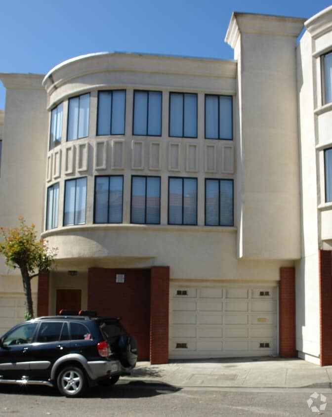 Building Photo - 213-215 Dorado Terr.