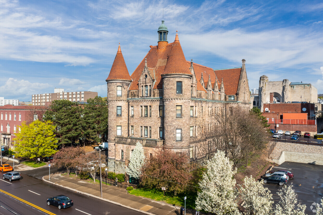 View Along Wyoming Avenue - Finch Towers