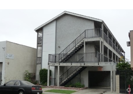 Building Photo - 1375 Temple
