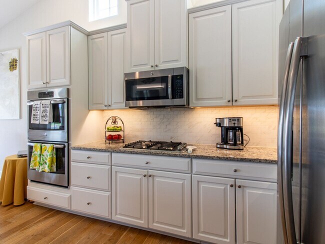 Building Photo - Spacious 4BR / 3BA • 2,800 Sq Ft • Garage • Community Pool • Minutes to Rehoboth Beach