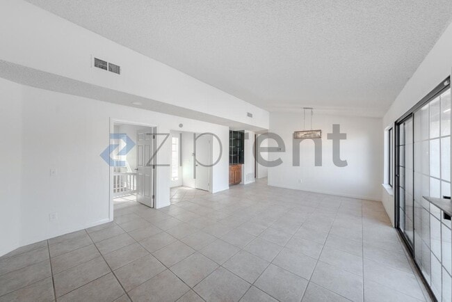 Foto del edificio - 5327 Meredith Ave