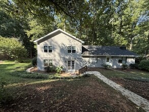 Building Photo - 1021 Sourwood Ct
