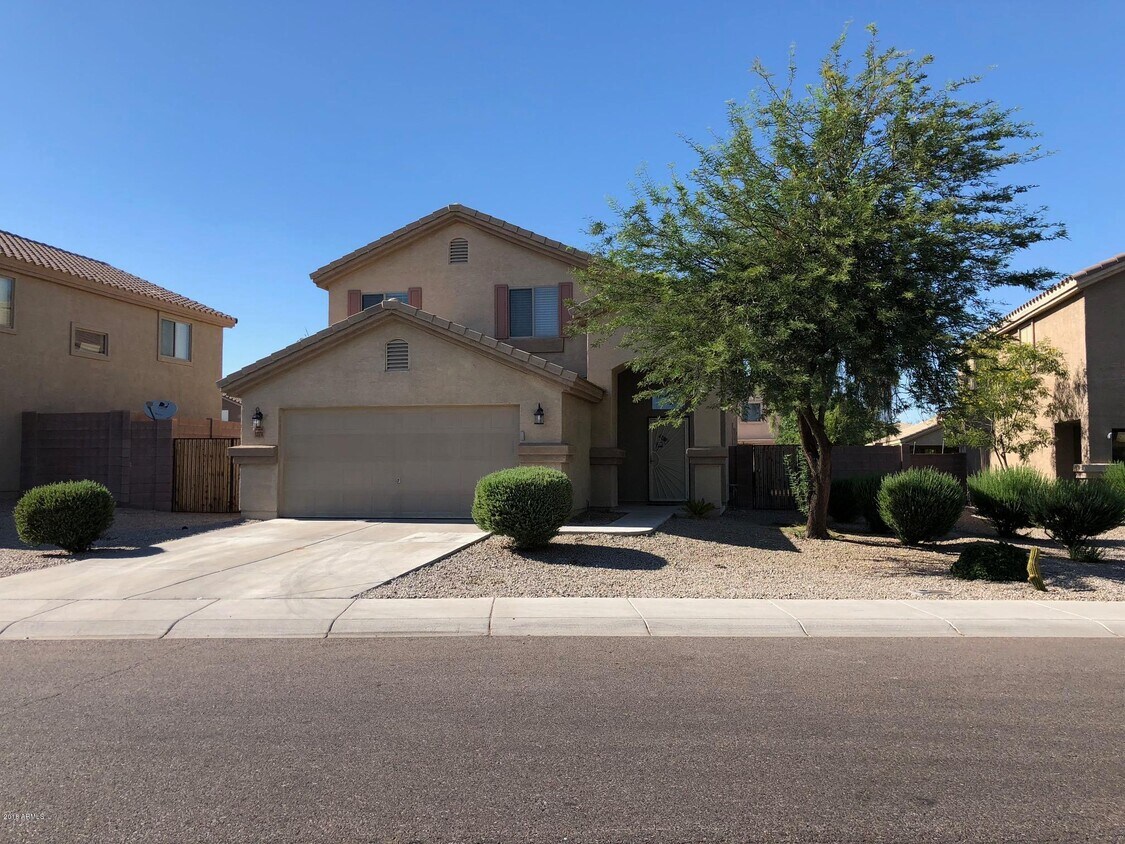 Foto principal - 12376 W Devonshire Ave