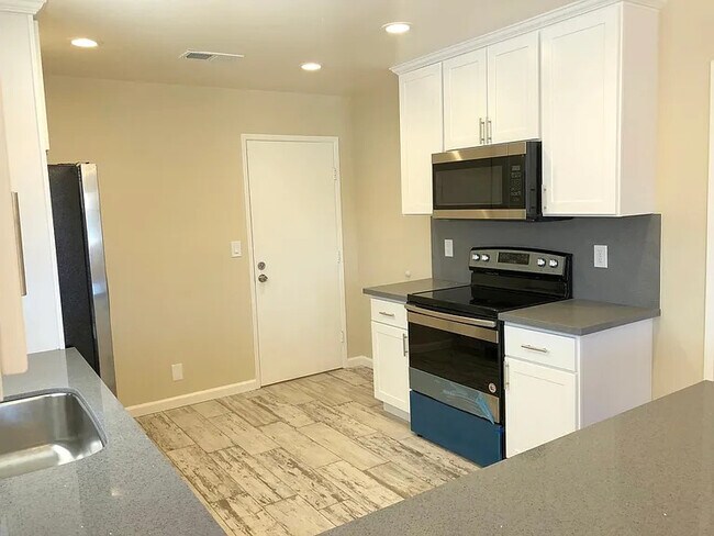 Foto del edificio - 821 N 17th St