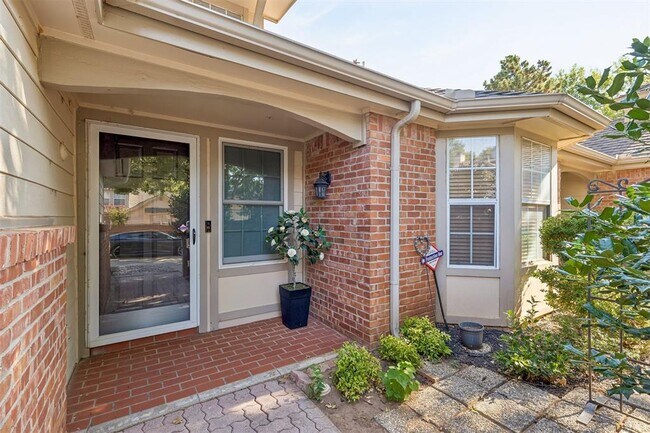 Foto del edificio - 11819 Red Oak Way