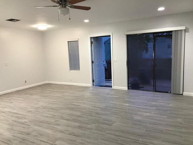 Building Photo - 11 Crossings Cir