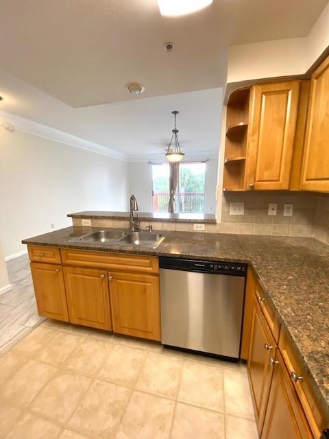 Building Photo - 2048 Alta Meadows Ln