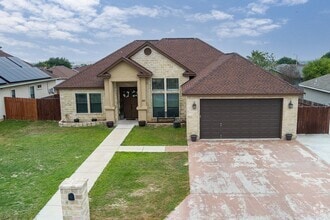 Building Photo - 210 Alyssa Dr