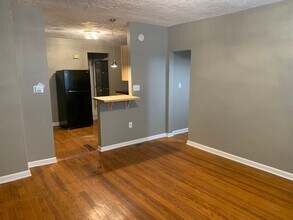 Building Photo - 2614 Larkins Wy